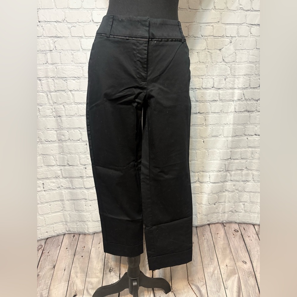 Elegant Black Cropped Jeans for Women